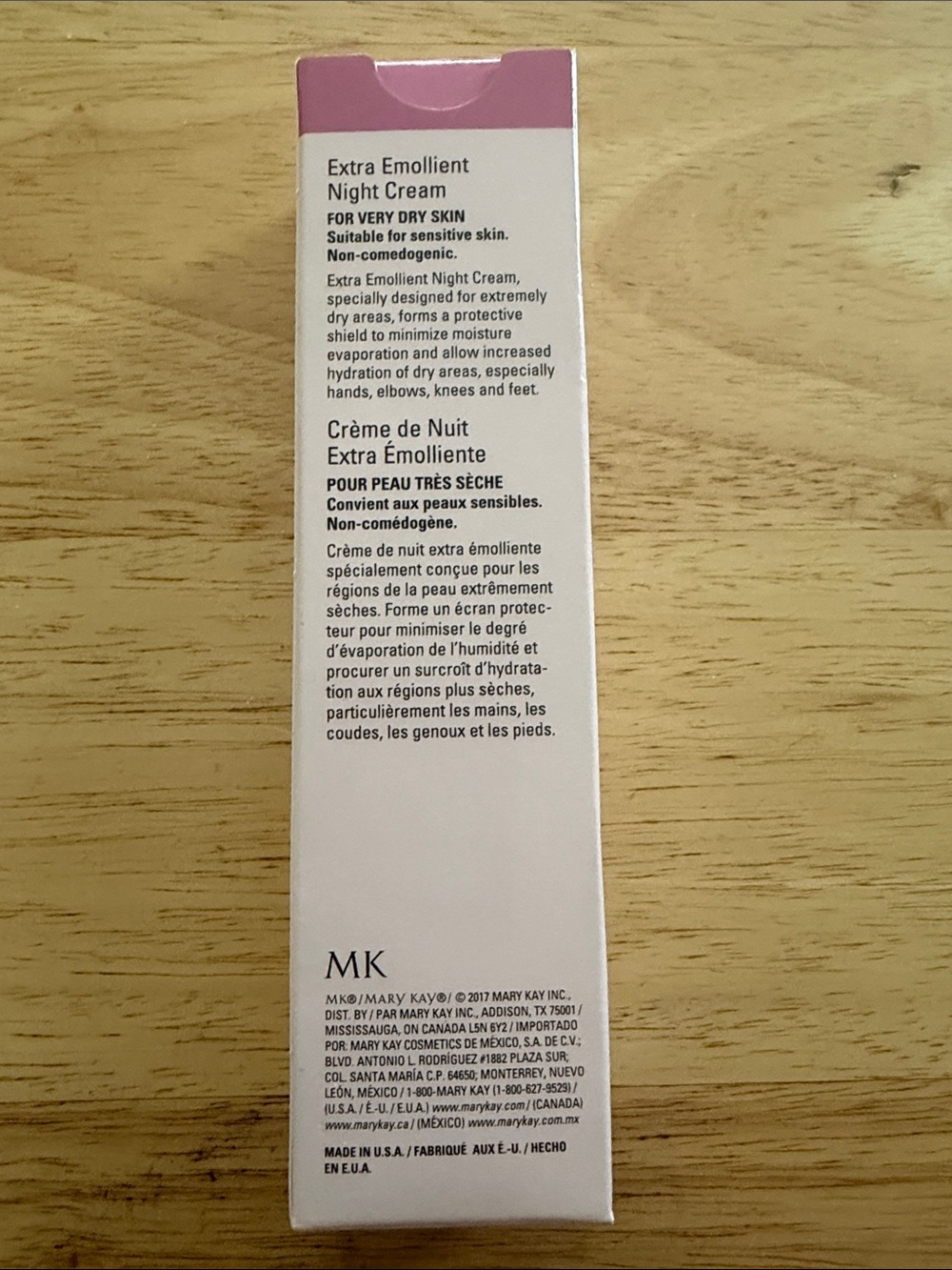 Mary Kay Extra Emollient Night Cream White and Black Box - Picture 3 of 5